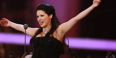 Anna Netrebko singt  wieder!