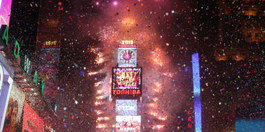 New York begr&uuml;&szlig;te 2018 in eisiger K&auml;lte