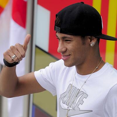 FC Barcelona präsentiert Superstar Neymar