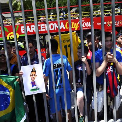 FC Barcelona präsentiert Superstar Neymar