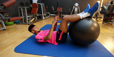 Neymar nach Wirbelbruch wieder im Training