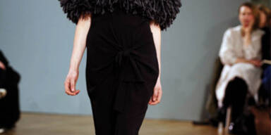 Schwarz steht uns allen