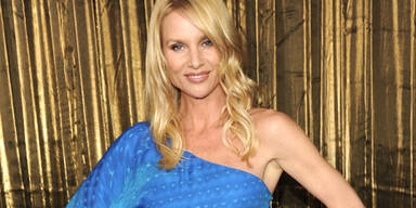 Nicollette Sheridan kommt mit Lugner zum Opernball