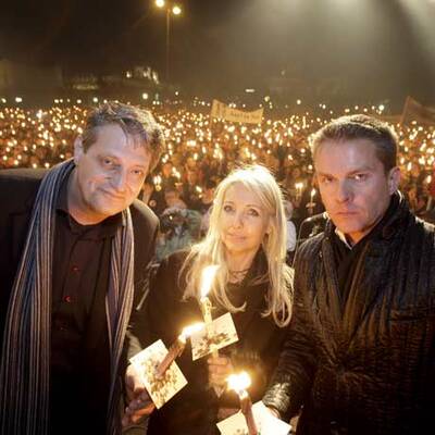 Lichtertanz gegen Rosenkranz