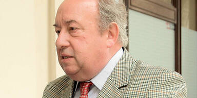 »Lehrer-Blockierer zur Seite räumen«