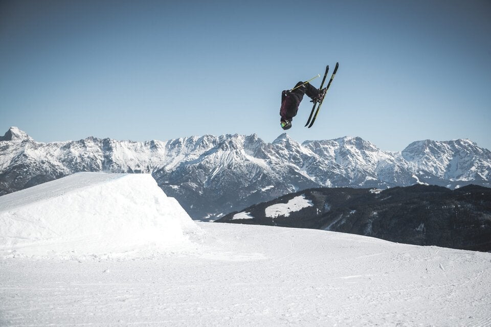 Nitro Snow Park Leogang. Freestyle-Spaß auf perfekt präparierten Rails, Jumps und Kickern für Profis und Einsteiger.