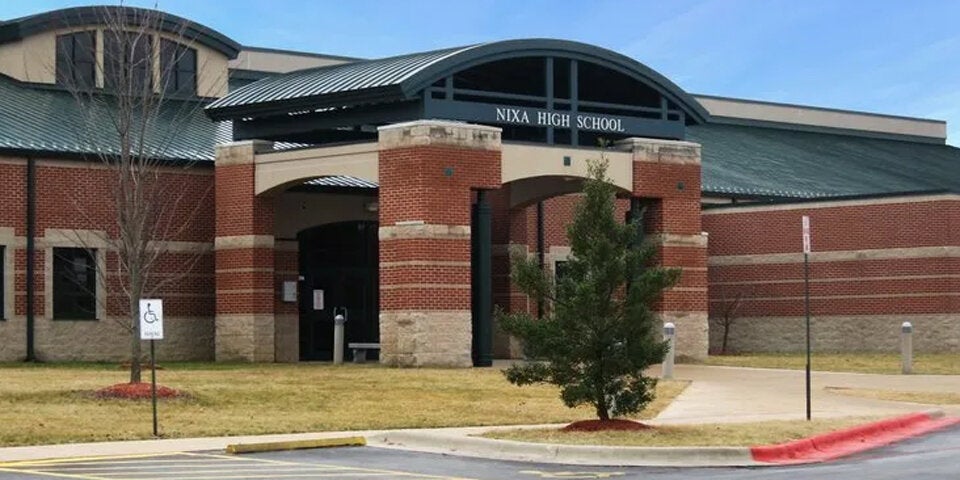 Für bessere Noten: Lehrerin zwingt Schüler zum Sex