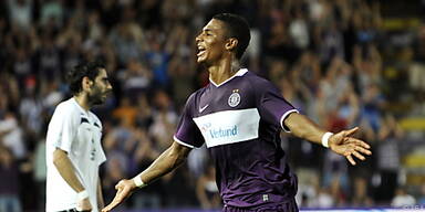 Noch ist offen, ob Okotie weiter in Violett jubelt