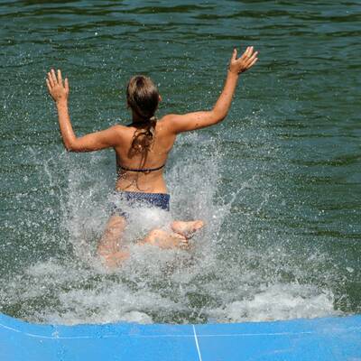 Wer kann, geht bei der Rekord-Hitze baden