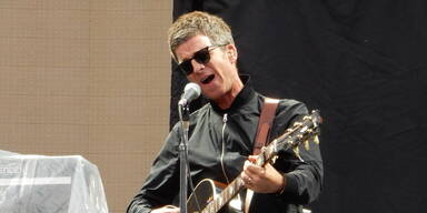 &bdquo;Zur&uuml;ck zur Arbeit!&ldquo; Noel l&auml;sst Oasis Fans tr&auml;umen