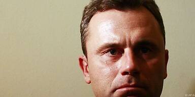 Norbert Hofer sieht dunkle Wolken aufziehen
