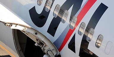 Notkredite halten die JAL in der Luft