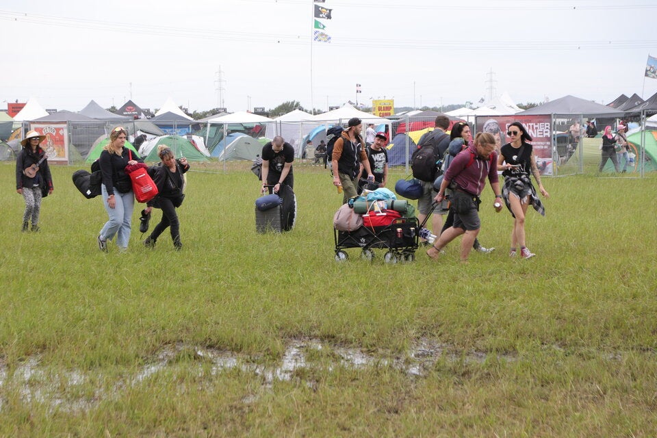 Nova Rock startete mit Schock und Hollywood-Star