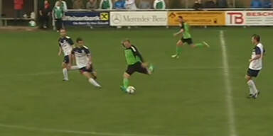 Hobby-Kicker erzielt 50-Meter-Traumtor