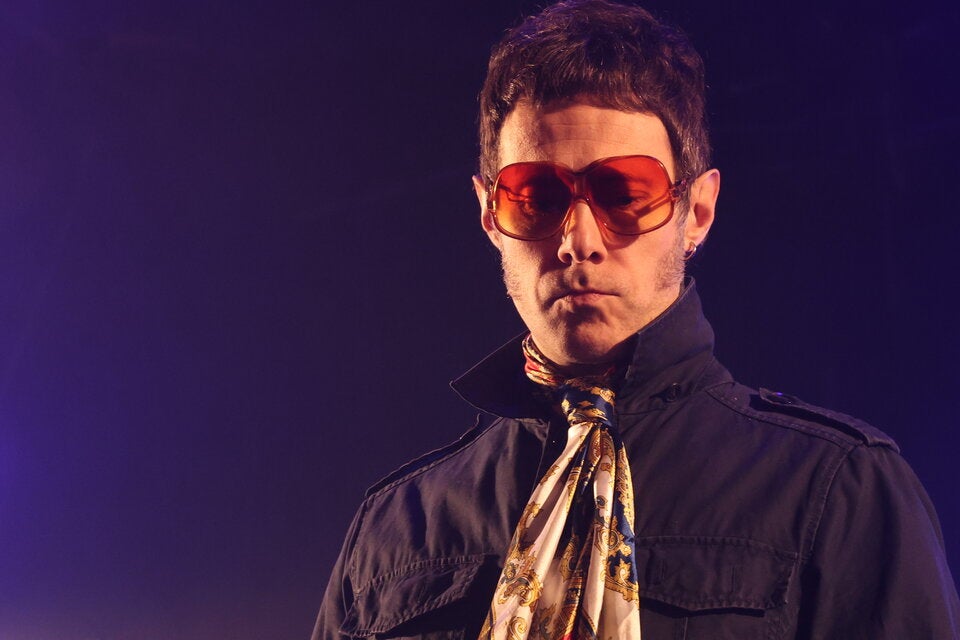 Öasis: Britpop-Hymnen mit Austro-Schmäh - und Krankl statt Guardiola