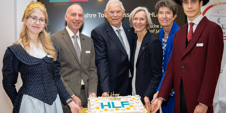 Süßes Jubiläum: SO feiert nur die HLF Krems
