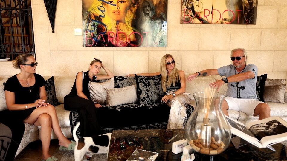 Carmen Geiss trägt jetzt einen Panikknopf am Handgelenk