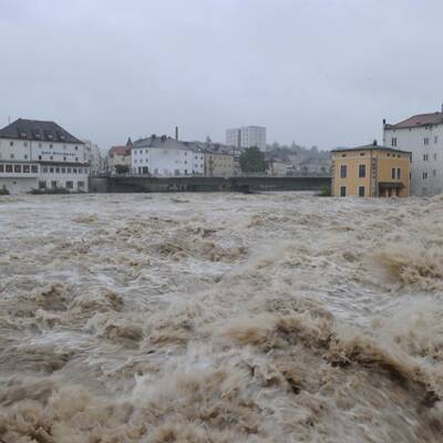 OÖ: Verheerendes Hochwasser in Linz, Steyr & Co.