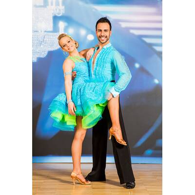 In diesen Outfits tanzen die Dancing Stars im Halbfinale