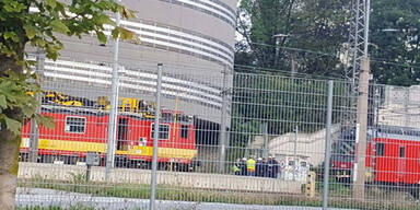 Oberleitung bei Liesing gerissen