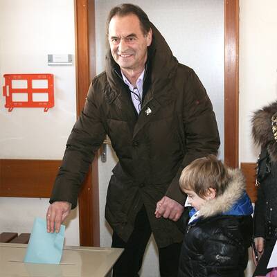 BZÖ-Obmann Josef Bucher bei der Stimmabgabe in Friesach