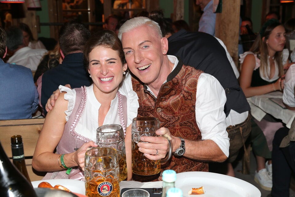 Von Arnie bis Ötzi - eine Wiesn voller Stars