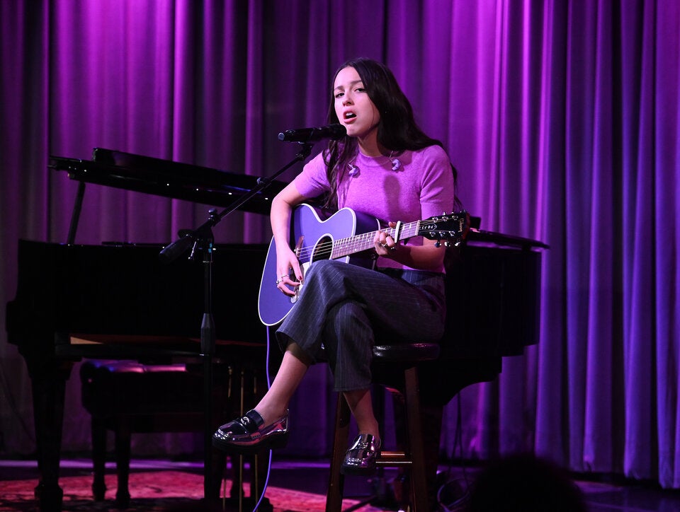 Billie Eilish, Dua Lipa und Olivia Rodrigo rocken Grammys