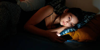 Neue Studie verr&auml;t: SO viel Zeit verbringen wir wirklich online