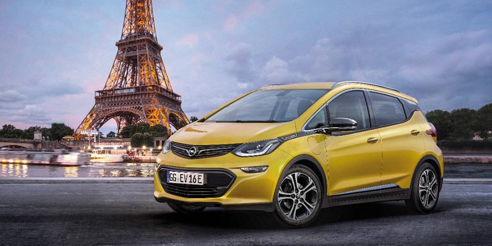 Opels E-Auto hängt sogar Rennautos ab