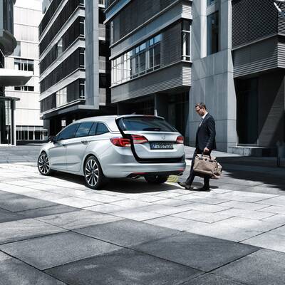 Astra Sports Tourer (2015)