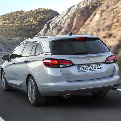 Astra Sports Tourer (2015)