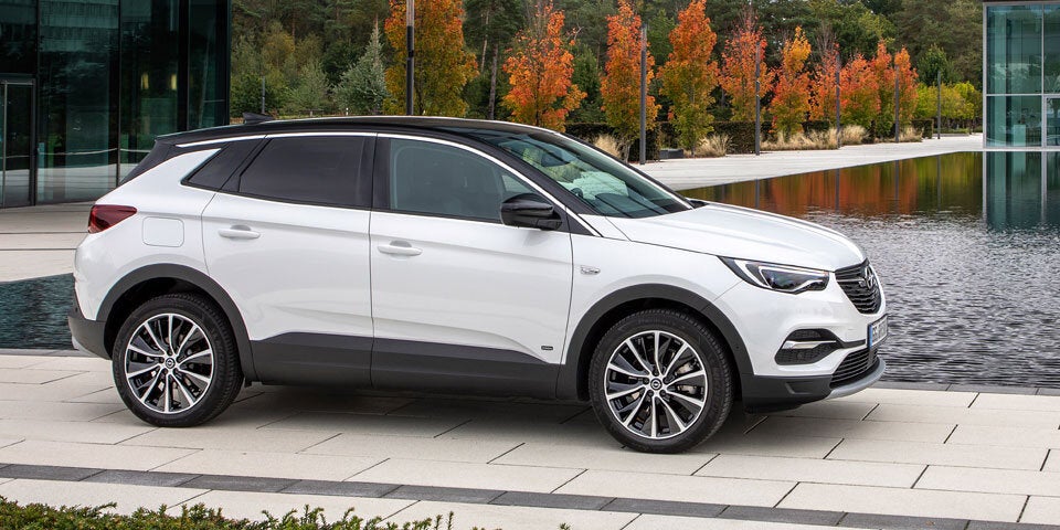 Opel Grandland X Plug-in jetzt auch mit Frontantrieb