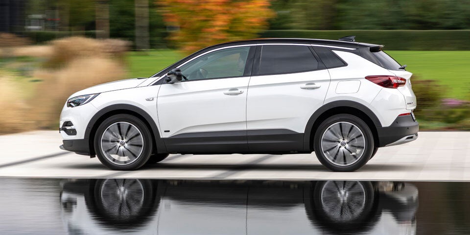 Opel Grandland X Plug-in jetzt auch mit Frontantrieb
