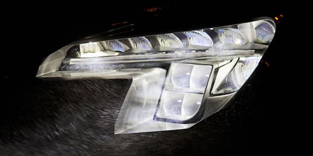 Opel zeigt neue Super-Scheinwerfer