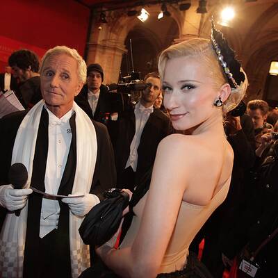 Ballerina Karina Sarkissova