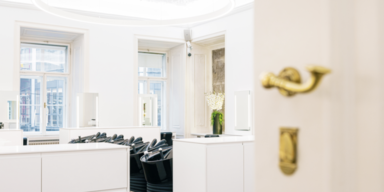 OSSIG hairstyle & beauty: Ihr Experte f&uuml;r ma&szlig;geschneiderte Haar- & Kopfhautpflege in Wien seit 1954