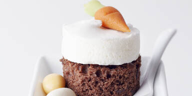 Biskuittoertchen mit Baiserhaube