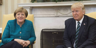 Oval Office Merkel Trump