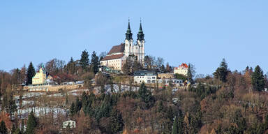 P&ouml;stlingberg mit Grottenbahn in Linz