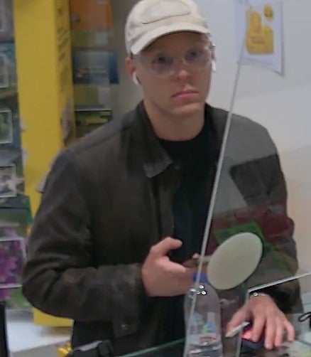 Mit gestohlenen Identitäten Bankkonten eröffnet: Jagd nach Betrüger-Ring