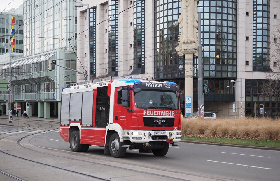 Hubschrauber-Rettungseinsatz am Karlsplatz