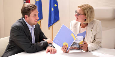 Johanna Mikl-Leitner, Alexander Pr&ouml;ll