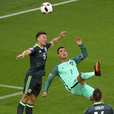 Portugal gegen Wales