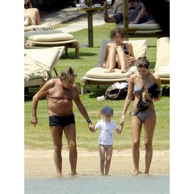 Roberto Cavalli und Freundin in Porto Cervo