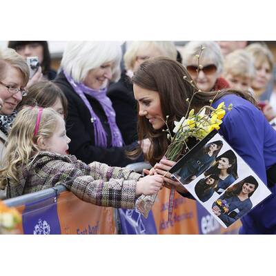 Herzogin Kate besucht Kinderspital