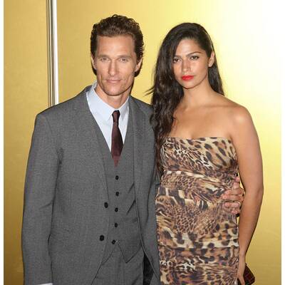 Matthew McConaughey &  Camila Alves freuen sich auf drittes Kind