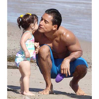 Eva Longoria: Strandausflug mit Mario Lopez & seiner Familie