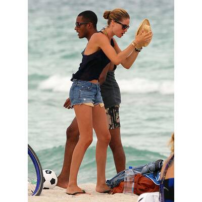 Doutzen Kroes: Sexy Strand-Nixe