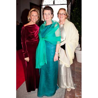 Fürstin Manni zu Sayn-Wittgenstein-Sayn mit Sohn Prinz Peter zu Sayn-Wittgenstein-Sayn