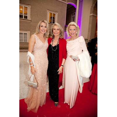 Fürstin Manni zu Sayn-Wittgenstein-Sayn mit Sohn Prinz Peter zu Sayn-Wittgenstein-Sayn